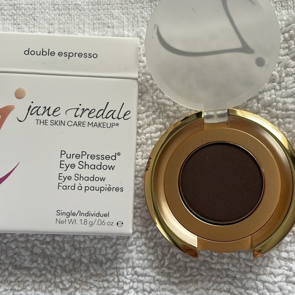 Eye shadow - Picture 2 of 3